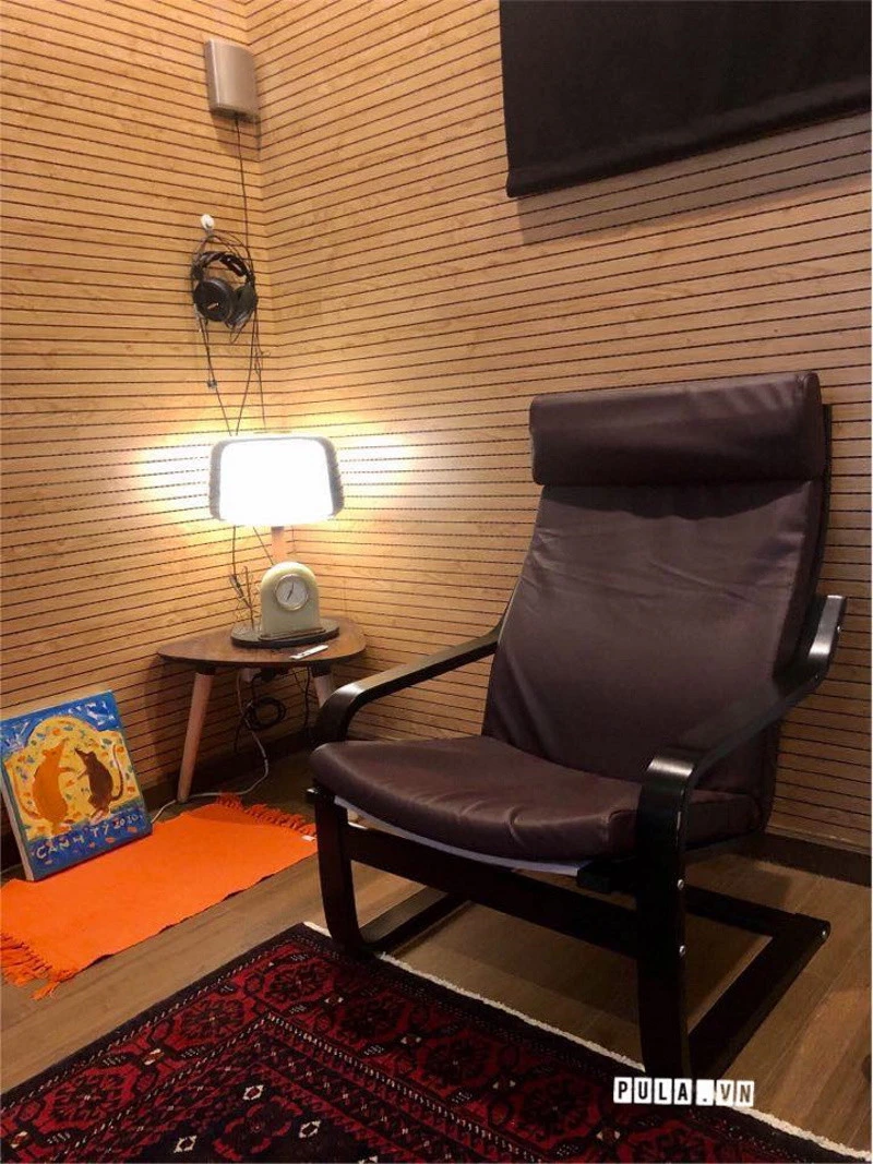 Ghế Poang Arm-chair PU Taupe