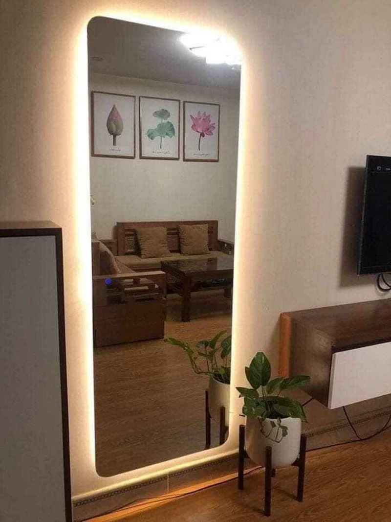 Gương đứng đèn LED GD21