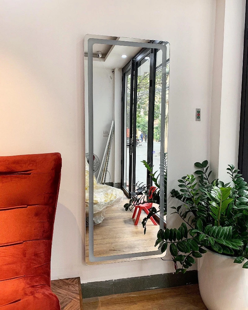 Gương đứng đèn LED GD21