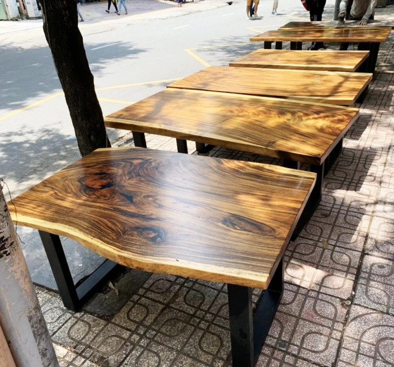 Giới thiệu về bàn ăn gỗ Me tây nhập Campuchia
