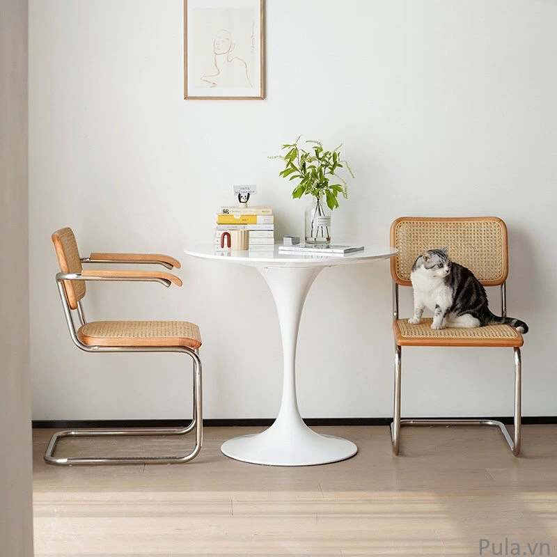 Ghế ăn mây chân quỳ Thonet 6
