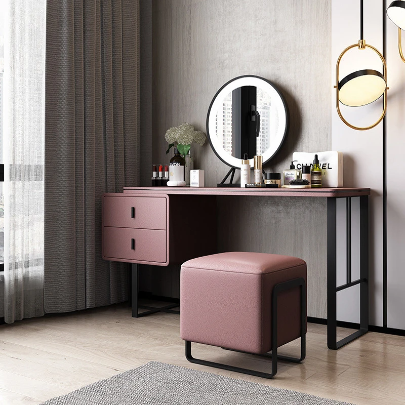 Bàn trang điểm viền da chân sắt Pula BTD01