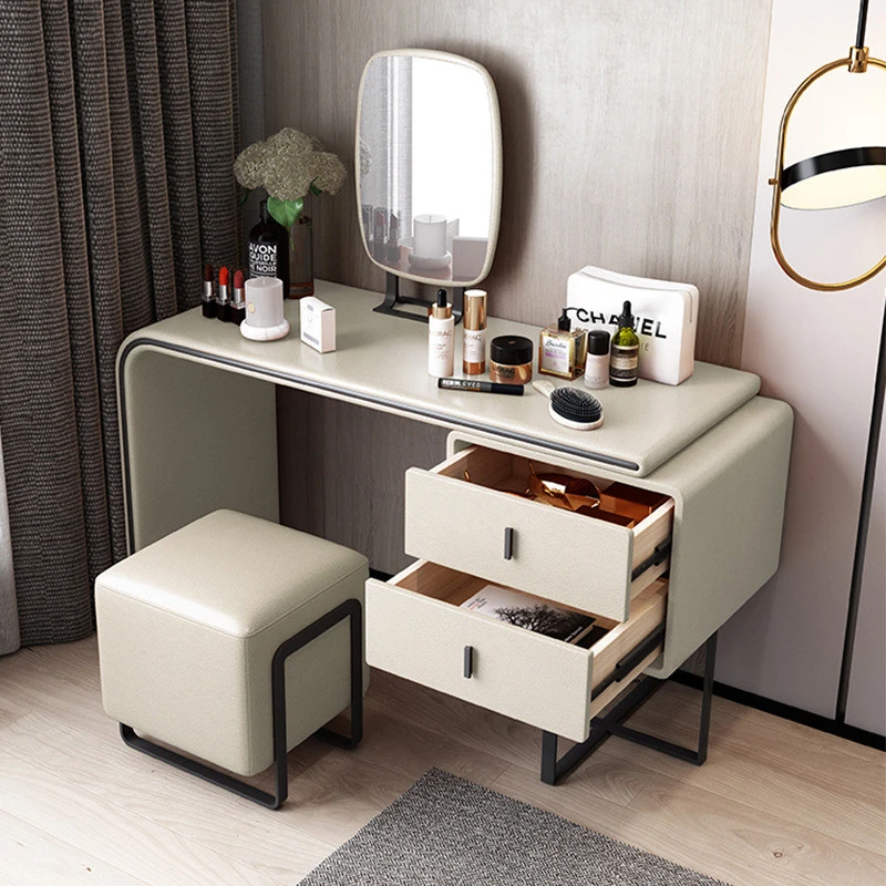 Bàn trang điểm hiện đại chân sắt mạ PVD Pula BTD03
