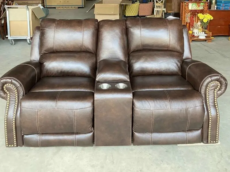 Sofa tại kho Pula