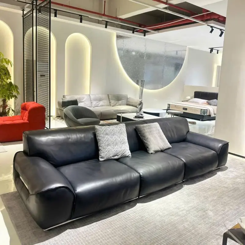 Sofa Valeria trưng bày tại showroom