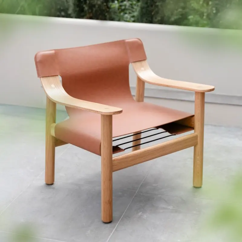 Ghế Armchair gỗ bọc da Bernard
