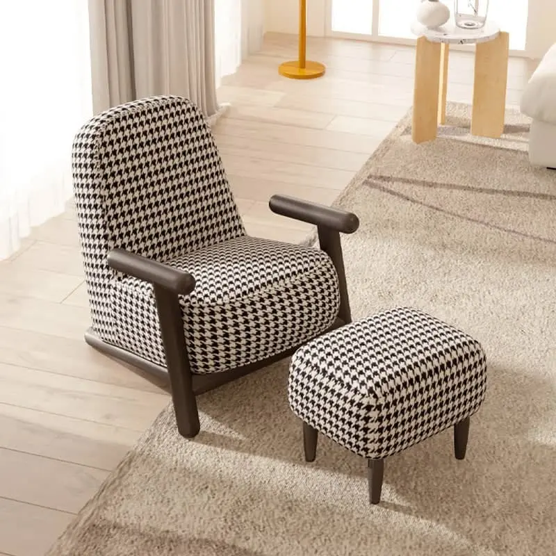 Ghế Armchair thư giãn hiện đại Bold