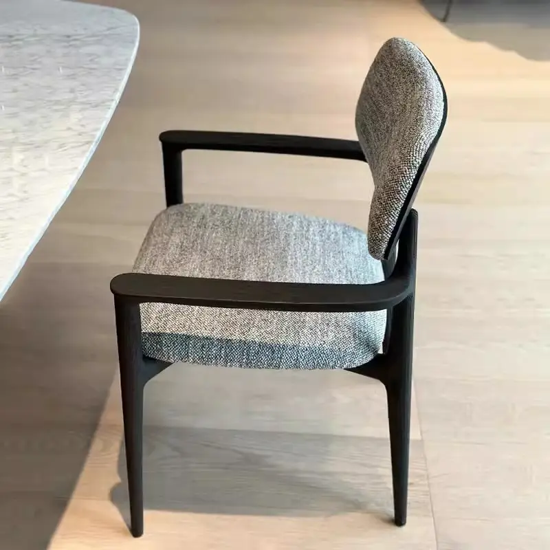 Ghế ăn gỗ cao cấp Curve có tay