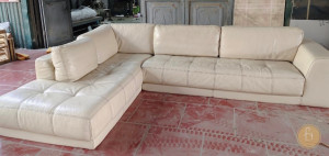 Trước khi bọc - Sofa da bị lún sụt