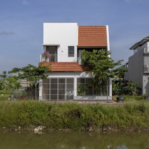Căn nhà 2 tầng sau cải tạo