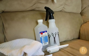 Sử dụng Isopropyl để vệ sinh vải sofa đơn giản