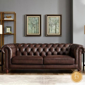 Sofa da màu nâu đậm