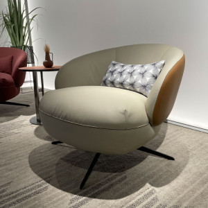 Ghế Armchair nhập khẩu Pula Richard đệm dày êm hơn